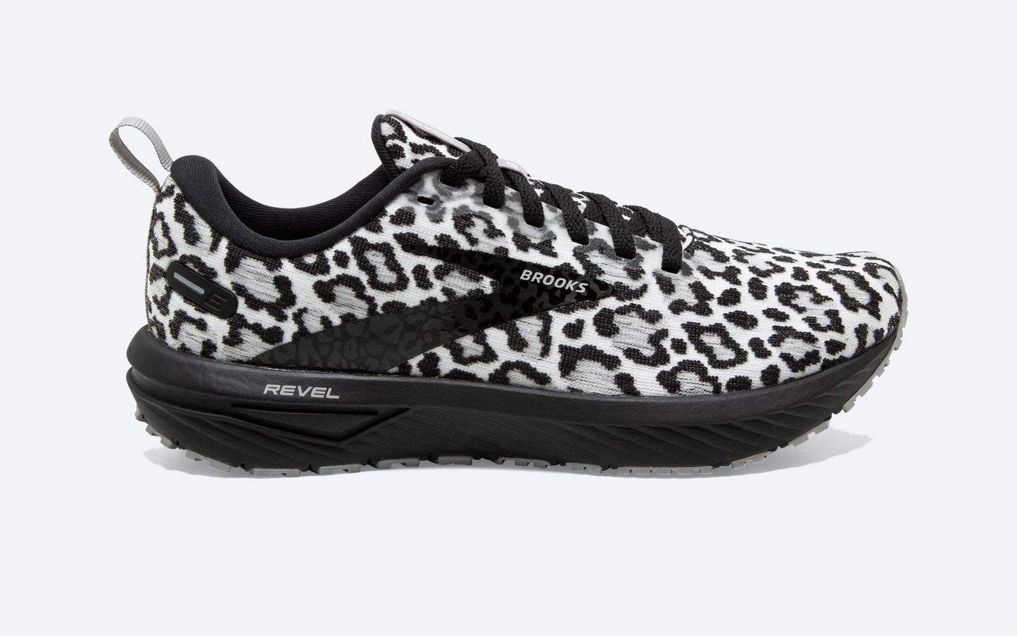 Women's Brooks Revel 6, Black/Alloy/White, 8.5 B Medium