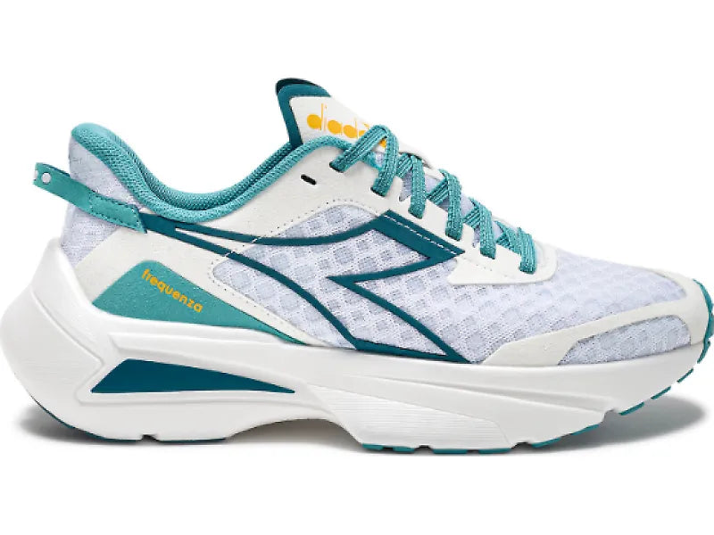 Women's Diadora Frequenza, Wht/Colonial Bl/Dusty Turquois, 8 B Medium
