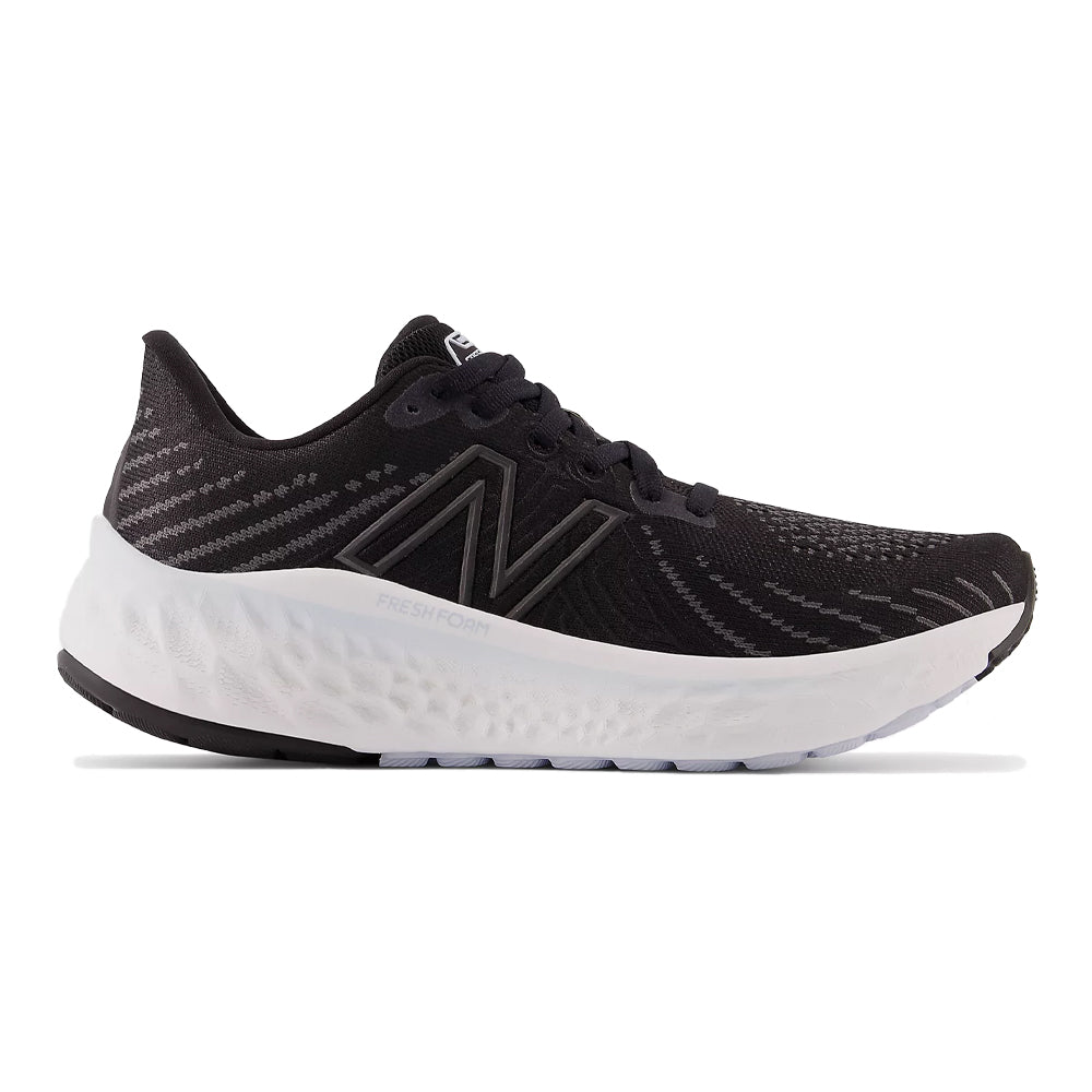 Women's New Balance Fresh Foam Vongo V5, Black/Starlight/Black Metallic, 9.5 B Medium