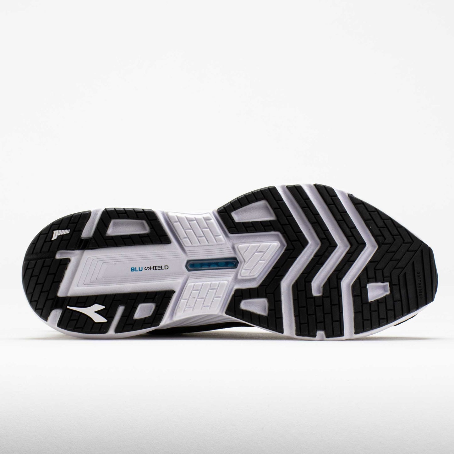 Diadora Mythos Blushield Volo 4 Hip Men's  Black/White